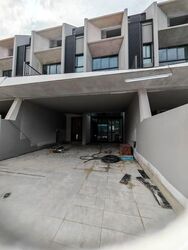 Mimosa Road (D28), Terrace #534265521